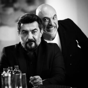 Kaan Çakır Instagram - @celilnalcakan  kardesimle. @kardeslerim
