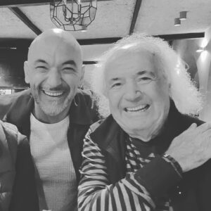 Kaan Çakır Instagram - Bir guzel sohbet,bi guzel insan, bir guzel gulus bitti. Ama bu insanlar hep anilir ; sohbetle, neseyle, samimiyet ile…Unutulmazsin Sait abim.  Nur icende yat. @saitrestaurant #saitbalık
