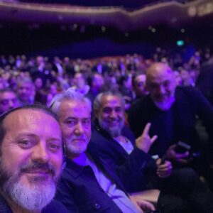 Kaan Çakır Instagram - @kurulbitez @michelinguide Cok emek verdik. Takdir edilmek cok guzel. Gurur verici. Tum ekibimiz ve gelmis gecmis calisanlarimizin ellerine saglik. Hepsinin katkisi var. yasasin yemek….. #michelinguide  #kebab #bodrum #bitez #ocakbaşı