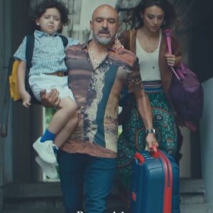 Kaan Çakır Instagram - #benimadimmelek eylulde #trt1 ekranlarinda. #dizikıyafetleri #dizireplikleri hakim bana verdi #diziönerisi #diziler #dizi @erdemerguneymenajerlik @usyapimstudyo