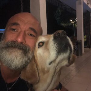 Kaan Çakır Instagram - Nasıl özlemişim seni #zorro bir de oralı olsan.