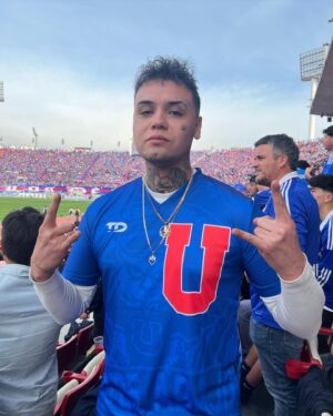 Kaiser Instagram - Vamos con todo @udechileoficial 🤘💙
@tdeportes.cl 💯