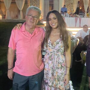 Kalomoira Sarantis Instagram - 🇬🇷 Πολύ όμορφη η βάφτιση προχθές 💕περάσαμε τέλεια με φίλους και οικογένεια 💕 Αγαπάω πως η κόρη μου είχε την μπάλα της όπου και να πήγαινε ⚽️⭐️

🇺🇸Beautiful baptism for our friends celebrating their beautiful daughter. We had such a blast with family and friends. 🥰 A special moment for me was having my daughter dribbling the ball wherever she went…! ⚽️⭐️my little soccer star!
