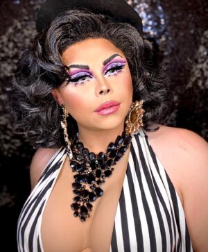 Kalorie Karbdashian-Williams Instagram - The show for this evening is sold ouuutttt 😩😩😩😩😩 so to those who were able to snag tickets, guess I’ll see you there!!!!! 😘😘😘😘😘 have a wonderful and safe weekend!!! Keep it KUTE and ALWAYS Keep It Karbdashian! Love you!!!!!