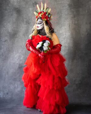 Kalorie Karbdashian-Williams Instagram - Today is the last day of Dia De Los Muertos. 
I’ve always loved that this holiday isn’t about being sad. It’s about celebrating our loved ones who have passsed and knowing that they may not be here in the physical realm, but are at least with us in spirit💕 

I had the honor of creating this wonderful magic with Ron Cooper Photography @roncooperphotography . I hope all of your loved ones have visted you!💕 👗 @yahairadehilldesigns #diadelosmuertos #catrinamakeup #catrina #mexcian #mexicanpride