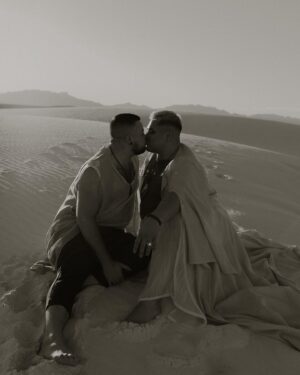 Kalorie Karbdashian-Williams Instagram - Trick or treat, smell my feet,  give me something good to eat. 🌕👻💀

Well this past week I married the love of my life. We had a very small intimate ceremony between us. To family and friends, we would have loved to have you all there, but let’s be serious the reception is what you really want 😂🤣😘😘😘 TBA. 

Here are some amazing magic that was caught by @suroestestudios. 
I felt my whole Carrie Bradshaw moment. 

Ever Thine, Ever Mine, Ever Ours. 😭😭😭
HMU @beautytherapybykim 
Outfits @easyaverydesigns