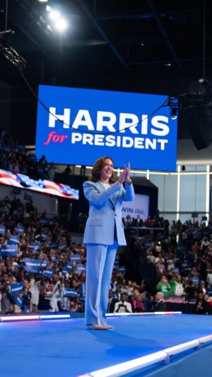 Kamala Harris Instagram - Throughout my career, I’ve taken on perpetrators of all kinds, and let me tell you: I know Donald Trump’s type.