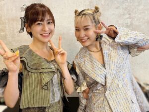 Kanako Takatsuki Instagram - 共演者の皆さんと📸
他の方々ともお話したりできたのはいい思い出🫶💙
うちらのスター🌟セリコちゃんとは時間合わなくて写真撮れなかったからBGMに設定した🥹🎧笑

#アニレヴ #anirave