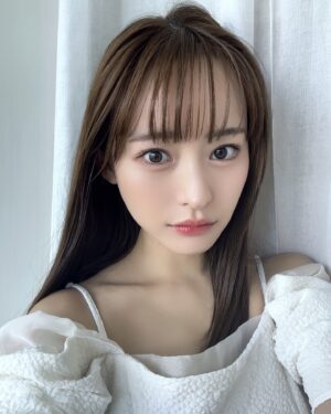 Kanami Takasaki Instagram - 今日は白🤍