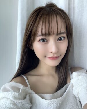Kanami Takasaki Instagram - 今日は白🤍