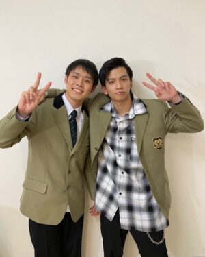 Kanata Hosoda Instagram - ***
本日23:00〜
『もしも、イケメンだけの高校があったら』
第2話放送です！

野上役の偉登くんには現場でも、プライベートでもお世話になりっぱなしです🙇‍♂️

選抜候補には、各々が必死な想いで選ばれにきています。
候補から外れるということは、その人にとってどれほど大きなことなのか。
今夜はその部分に焦点を当てたお話です。

めちゃくちゃ素敵な回になっています。

皆様、是非✨

#もしもイケメンだけの高校があったら 
#もしイケ

※写真は12月に撮ったものです