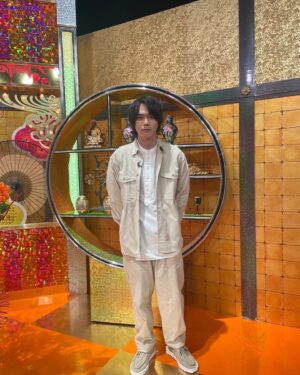Kanata Hosoda Instagram - ***
さぁて
今日の細田さんは〜！

19:00〜
『オオカミ少年・ハマダ歌謡祭』
歌っちゃいました。
ハンサム以外の場で歌うのはお初なので、どうか温かい耳で…🙇‍♂️

19:56〜
『沸騰ワード10』
ホラン千秋さんの段取り旅。
時間の使い方、作り方、めちゃくちゃ勉強になりました📖

23:00〜
『ドロップ』
最終回！
あとは決着を待つのみ。
アクション以外でも痺れる格好良さ、全開です🟥

の3本です！
今晩も是非観てくださいね〜
うふふふふふふ！

#オオカミ少年
#沸騰ワード10
#ドロップ