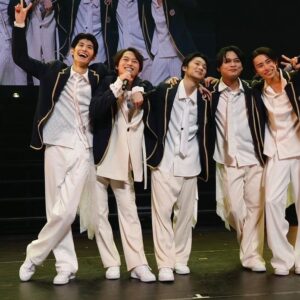 Kanata Hosoda Instagram - ***
大好きです。
有難うございました。

文章でも良いのだけれど、長くなる気しかしなくて。
お喋りクソ野郎の仲間入りだけはしたくないので、また後日改めて。

本当に、本当に有難うございました。
そして、いつも有難うございます。