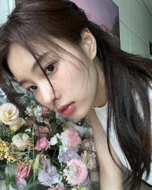 Kang Hye-won Instagram - 