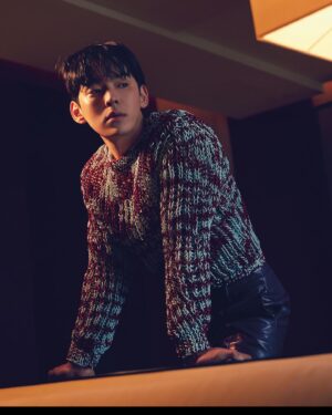 Kang Hyung-suk Instagram - MU/SE 5th Anniversary Issue 

Words / Zhao Lu @lulu_424 
Creative Direction / Chua Kwee Peng @kweepeng 
Fashion Direction / Grace Lim @gracelsyy
hair&makeup / @jeooonghwan 
Photography / Winston Chuang 
Fashion Assistant / Candace Kuan 
Watches / @Panerai #Panerai