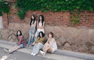 Kang Ji-young Instagram - 💜🩷🧡💚💛💙
