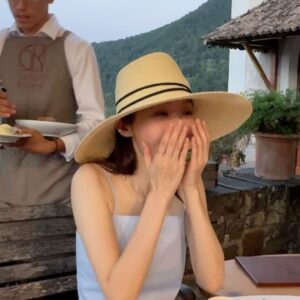 Actress Kang Min-kyung HD Instagram Photos and Wallpapers August 2024