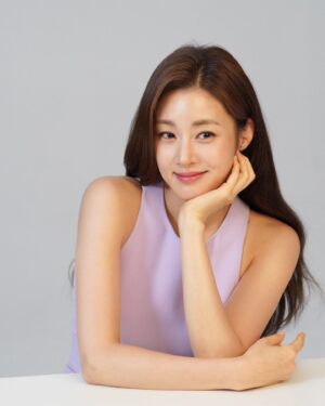 Kang So-ra Instagram - 안녕하세요~
제가 종근당건강 지엘핏다이어트유산균의 모델이 되었어요
오랜만에 긴머리 가발도 붙여봤는데 어떤가요?
@ckdhc__official