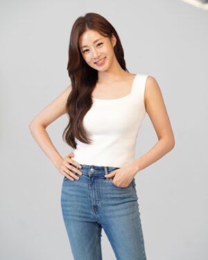 Kang So-ra Instagram - 안녕하세요~
제가 종근당건강 지엘핏다이어트유산균의 모델이 되었어요
오랜만에 긴머리 가발도 붙여봤는데 어떤가요?
@ckdhc__official