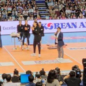 Kang So-ra Instagram - 2024/06/08  배구 국가대표 은퇴식 
영원한 캡틴, 연경선수와 
황연주, 한송이, 김사니, 이숙자, 김수지, 김연경, 한유미, 이효희, 임효숙, 김해란, 양효진 선수
모두 모두 자랑스럽고 수고하셨습니다!
