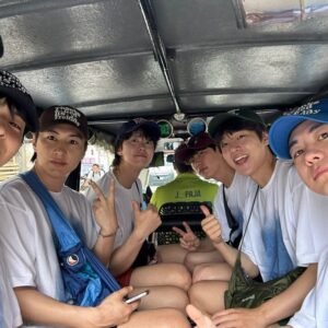 Kang Yoo-seok Instagram - Happy summer vacation🌴