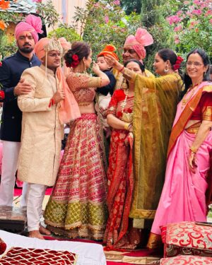 Kangana Ranaut Instagram - Weddings are such a lovely time for entire family… Dear Seema welcome to Ranaut family, we are very fortunate to have you, congratulations to Varun and Seema ♥️
