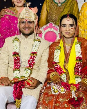Kangana Ranaut Instagram - Weddings are such a lovely time for entire family… Dear Seema welcome to Ranaut family, we are very fortunate to have you, congratulations to Varun and Seema ♥️