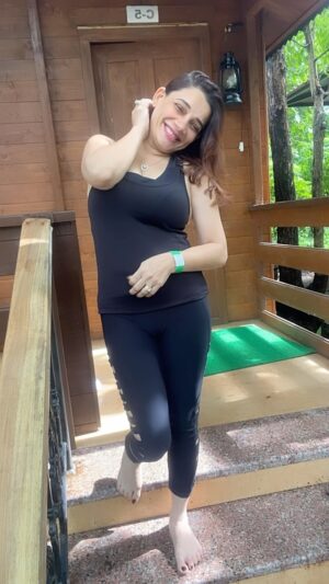 Kanika Maheshwari Instagram - #instafun #instagood #funny #reels #why #love #game