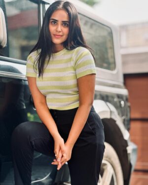 Kanmani Manoharan Instagram - #kanmanimanoharan✨ 

Beautiful shots @aswath_official 

#aswathinkanmani #kanmanimanoharan✨ #sundayvibes #positivevibes
