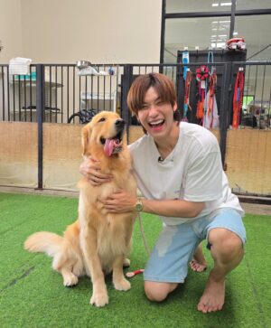 Kantapon Jindataweephol Instagram - อยู่กับพี่อย่าดื้อน้าาา 🐶
