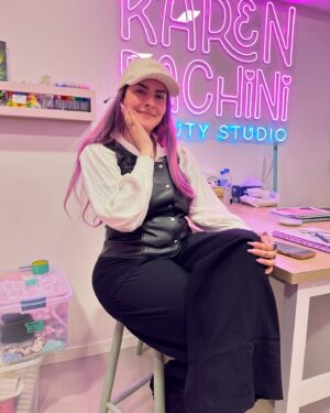 Karen Bachini Instagram - O @karenbbstudio tá ficando a coisa mais linda do mundooo, clã 🩷 Já segue nosso perfil para ficar de olho nas novidades 👀