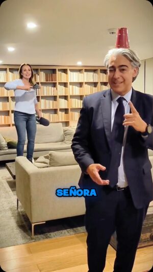 Karen Doggenweiler Instagram - ¿Qué dicen? ¿Me tiene que dar una nueva oportunidad @marcoporchile? 😅😂 #humor

#trend #parejas #desafío #confianza
