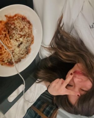 Karen Fukuhara Instagram - We take room service seriously