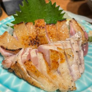 Karen Otomo Instagram - ねえ！
ラッキーだよ、また土用の丑の日だよ！

土用の丑の日が年に一度じゃないことを、毎度忘れてしまいます。

自分は忘れるタイプであると素直に認め、土用の丑の日も、日々の勉強も繰り返し繰り返しやっていくしかないですねえ。

美味しかったよ、お外ご飯。
な、写真たち。

《今週の予定》
8月5日(月)
・17:10〜FM GUNMA「flower pot」
・19:00〜テレビ朝日「旅好き1万人&旅のプロが選ぶ!涼しい観光名所総選挙」
・22:00〜Abema「今日、好きになりました。」

8月6日（火）
・16:30〜福岡放送「めんたいワイド」生放送
・19:00〜FBS YouTube「ボイスマ」生配信

8月7日（水）
・15:15〜FM福岡「DIG!!!!!!!!FUKUOKA」生出演
・16:30〜LOVE FM「musicx serendipity」生出演

8月10日(土)
・TVQ「ちょっと福岡行ってきました」
果穂ちゃんとロケしてきました❤️‍🔥

8月11日（日）
・11:20～「D'sCafe supported by ディズニー★JCBカード」

今週はラジオと生放送たっぷりです☺️
お衣装写真は後ほどまとめて載せますね~✨