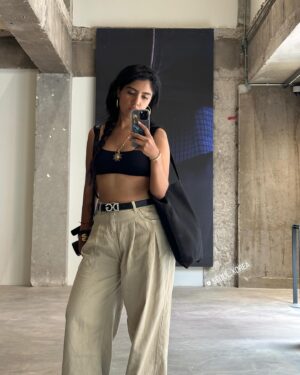 Karen Polinesia Instagram - Junio Post 🤍__🤍
Fue increíble la pasé muy bien en Corea rodeada de amigos y experiencias bellas…
Me hicieron un análisis de color e imagen en COREANO! Hahahaa 

El último video es haciendo shopping y si, ahora compro ropa para bebé 👶