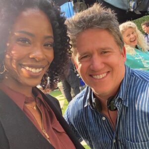 Karimah Westbrook Instagram - Grace and Laura have come a long way baby and TONIGHT is the final episode for season 5. Whew! Hope you guys tune in. 8/7c on the CW ✨ Swipe for pics of some our crew that makes all of the magic that happens behind the scenes. Happy Monday y’all. Hope all is well with everyone. #AllAmerican ❤️🏈 Season 5. We out. Netflix up next.