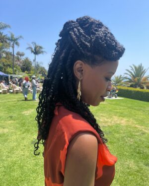 Karimah Westbrook Instagram - About last week’s episode. No one saw that coming. Complete shock and utter heartbreak. In times like that, we’ve got to trust the process of our lives. What would you do? Tonight. Tune in to an all new episode of All American. New Beginnings. #AllAmerican 8/7c on the CW.