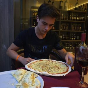 Karl Hughes Instagram - My true love = 🍕