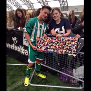 Karl Hughes Instagram - U make me smile❤️