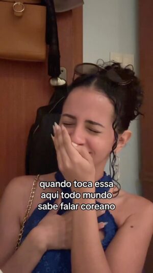 Karol Alves Instagram - grandona sem medo 🥲
.
.
.
#reels #dorama #coreia #kdrama #dorameira #coreano #humor