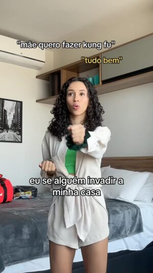 Karol Alves Instagram - saca esse kati aqui meu mano 🤨
.
.
.
#reels #humor #comedia #kungfu #wingchun #china