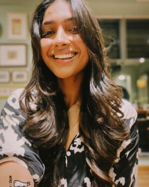Karthika Muralidharan Instagram - Did a hair thing with the siblings 💇‍♀️💈