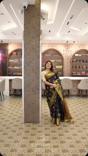 Karunya Ram Instagram - If you ask me what’s my favourite attire, my answer will always be ‘Saree’.
Saree is love , Saree is emotion, Saree is expression and Saree is comfortable fashion. Today I visited Bangalore’s most happening Saree store @Kajavarnam . Their collection is very beautiful and you will find every kind of saree to match every occasion. I loved it and I’m sure you’ll love their collection too…
:
:
#kajavarnam #kajavarnamsareesandfabrics #kajavarnamexclusive #kajavarnamsarees #varietyofcolors #trendsetter #commercialstreet #sareepalace #traditional #westernfashion #silksaree #6yardsofpuregrace #loveforsarees❤️
