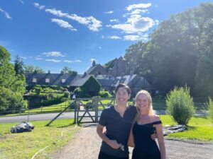 Kate Bosworth Instagram - A truly special experience. Thank you @bluehillfarm @chefdanbarber for all that you do 🌻🌾👩🏼‍🌾