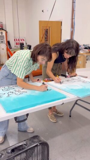 Kate Micucci Instagram - Friends making art together! @melissavcomedy