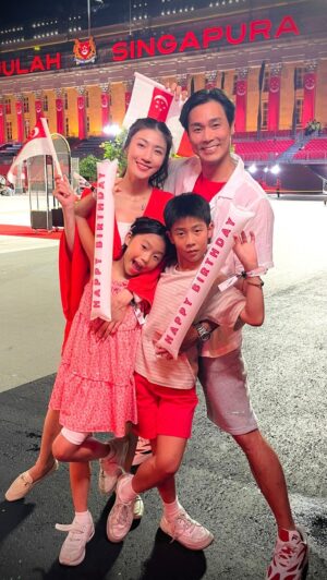 Kate Pang Instagram - It’s been over two decades since I last attended the National Day Parade. The last time I was here, I was part of the secondary school Boys’ Brigade contingent. Today, I’m blessed to be seated beside my wonderful wife, daughter, and my son, who has just turned 10.

My journey to become the best actor I can be has led me to Taiwan. While I am incredibly grateful for the opportunities and warm acceptance I’ve received there, I sometimes still feel the pang of loneliness that comes with being away from home.

Sitting here at the Padang, amidst 27,000 fellow Singaporeans, I found myself overcome with emotion, holding back tears multiple times during the parade.

Thank you, Singapore, for giving me the unwavering confidence that I‘ll always have a place to call home. I’ll always cherish your achievements, your aspirations, and even your imperfections.

I’ll leave you with a quote from the inspiring @khenghua “I am based where good work and good people are. But home? That will always be Singapore.“ 

@ndpeeps #JustSwipeLah #BuzzSwipe

上次參加國慶典禮，是二十多年前的事，當時，我還是個中學童子軍，今天，能再次與太太、女兒，以及剛滿十歲的兒子一起參與這個盛事，感觸良多。

這幾年，一直努力追求成為最好的演員，這個旅程將我帶到了台灣。在台灣的歲月，得到了許多寶貴的經驗和友善的包容，我心懷感激，但身在異鄉的孤獨感，也不曾消失。

再次回到新加坡，與27,000人一起在濱海灣為新加坡59歲生日喝采，閱兵典禮時一直忍著淚水，但忍不住內心的感動與澎湃。

謝謝你，新加坡！你給我一顆不曾動搖的心，讓我有一個可以稱為「家」的地方，我永遠珍惜你，你的成就、你的理想，甚至是你不完美的那一面。

最後，想引用對我影響力很大的 @khenghua 的一句話：「即便我所在之處，有好的工作和好的人，但家，永遠是新加坡。」