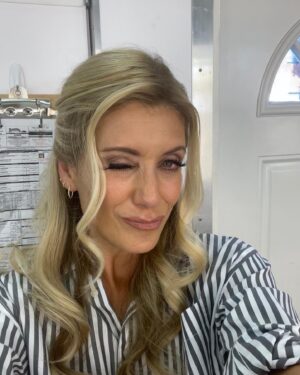 Kate Walsh Instagram - Two more days till u guys get to fully experience Miss Paula Tackleberry 😏 The finale of #SPRUNG happens this Friday on @AmazonFreevee ✨💋