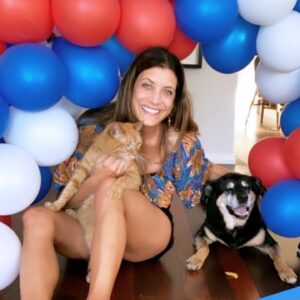 Kate Walsh Instagram - My dear little cat Pablo has left this earth after 18 gorgeous, generous years with me & so many, many other people.  I adopted Pablo & Billy when they were 6 weeks…they could both fit on a dinner plate! 
He was such a little gentleman, and traveled with me thru so much of my adult life: relationships, house moves, Grey’s Anatomy, marriage/divorce, major surgeries, to the love of my life, Andrew. 
He brought so much joy to so many…and he was a hard worker: assisting Vicki, Derek & Jess thru the years and always waiting patiently for us humans to settle so he could sit on a lap or hop on your chest. 
Pablo was my constant companion. 
He was a loyal little gentleman & even managed to do a campaign w/ me for Tidy Cats! 
He caught mice in the Hollywood Hills, escaped an attempted owl kidnapping in Griffith Park, took inadvertent ‘swims’ whilst sunning himself on the edge of the pool in Los Feliz 😹, chased rabbits in Encino, watched the sunset every evening amidst the crashing waves of Malibu, enjoyed city life in Soho & Greenwich village, and eventually retired here in Western Australia where he actually took a walk on the beach, communed with the Willy wagtails/Djiti djitis each morning, spent afternoons napping in the sun & evenings on the patio watching the sunset over the Indian Ocean… he got to explore the Australian bush in wildflower season, meeting interesting Australian insects & critters (cue the blue tongue & the huntsman) and star gazed in the evenings. 
He was a loving, respectful roommate to Rosie the dog and has now joined Billy the cat, Lucy the dog & Amico…
I just wanted to share this with all of you, who have liked my cat photos & videos and created accounts for Pablo over the years. That is just so special. I thank you for all the joy you have given & shared with me thru this magical little creature. I also wanted to express my gratitude for all the veterinarians along the way that have taken such excellent care of Pablo, even tho his record was marked for being a ‘difficult’ patient. 🙀 and I especially want to thank the doctors and staff at Murdoch Hospital who successfully removed his cancer and gave him a another year and a half here in WA.