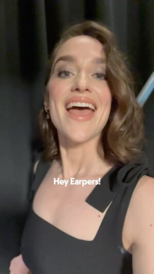 Katherine Barrell Instagram - 🚨Earpers get ready!🚨 The Wynonna Earp: Vengeance cast is headed to #SDCC for a panel moderated by @danikindofficial. 

Join us in Room 6A on Saturday, 7/27 from 1:45PM - 2:45PM for a special first look.