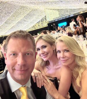 Katherine Kelly Lang Instagram - It was such an honor to be at the Andrea Bocelli Foundation charity dinner. A very special night! Everyone was dressed in 1930’s style. I met so many interesting people. And saw many old friends.  The music was beyond incredible!! Thanks for including me! See you next time @andreabocelliofficial @veronicabertiofficial ❤️ #1930sfashion #andreabocellifoundation